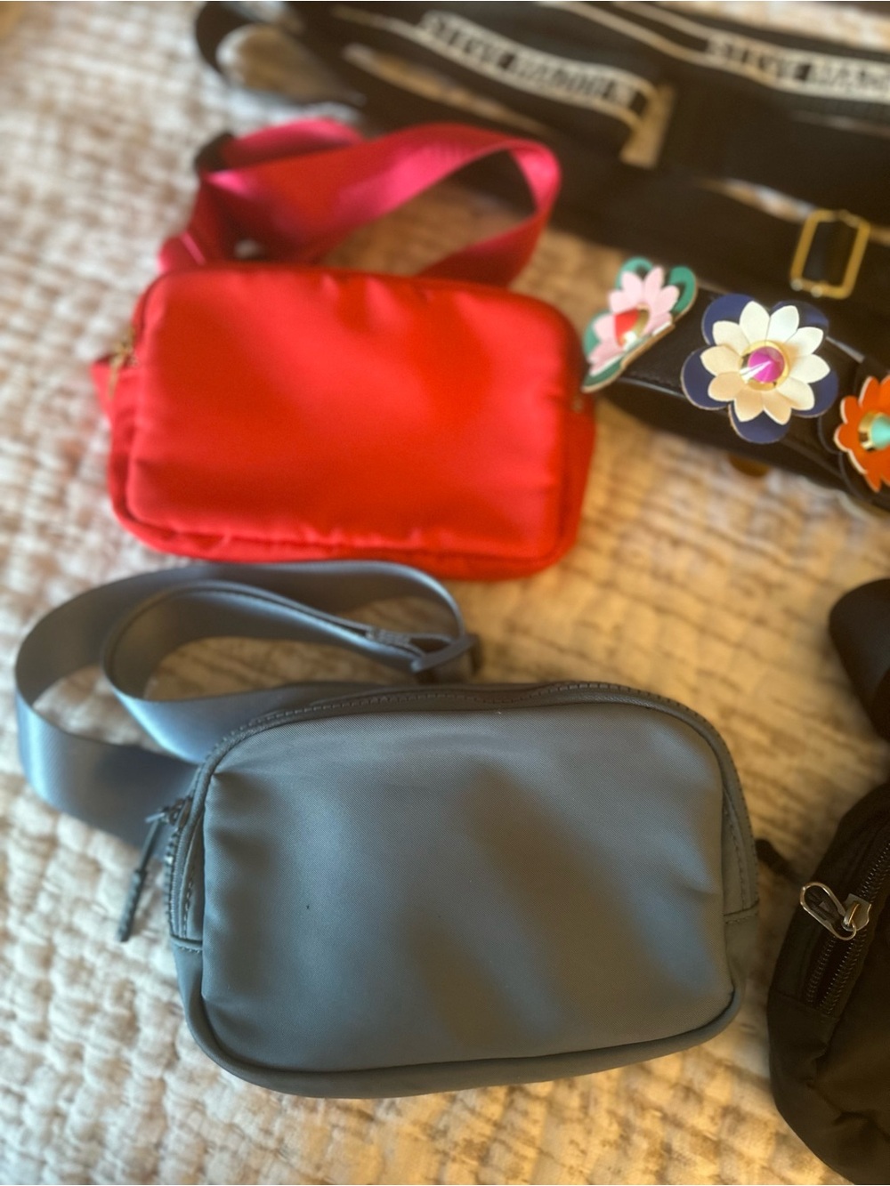 ACCESSORIES BUNDLE - Picture 5 of 11